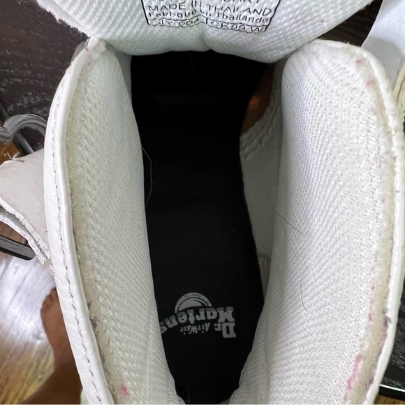 Dr. Martens Devon Heart Platform Boot SZ. 7 - Picture 6 of 10